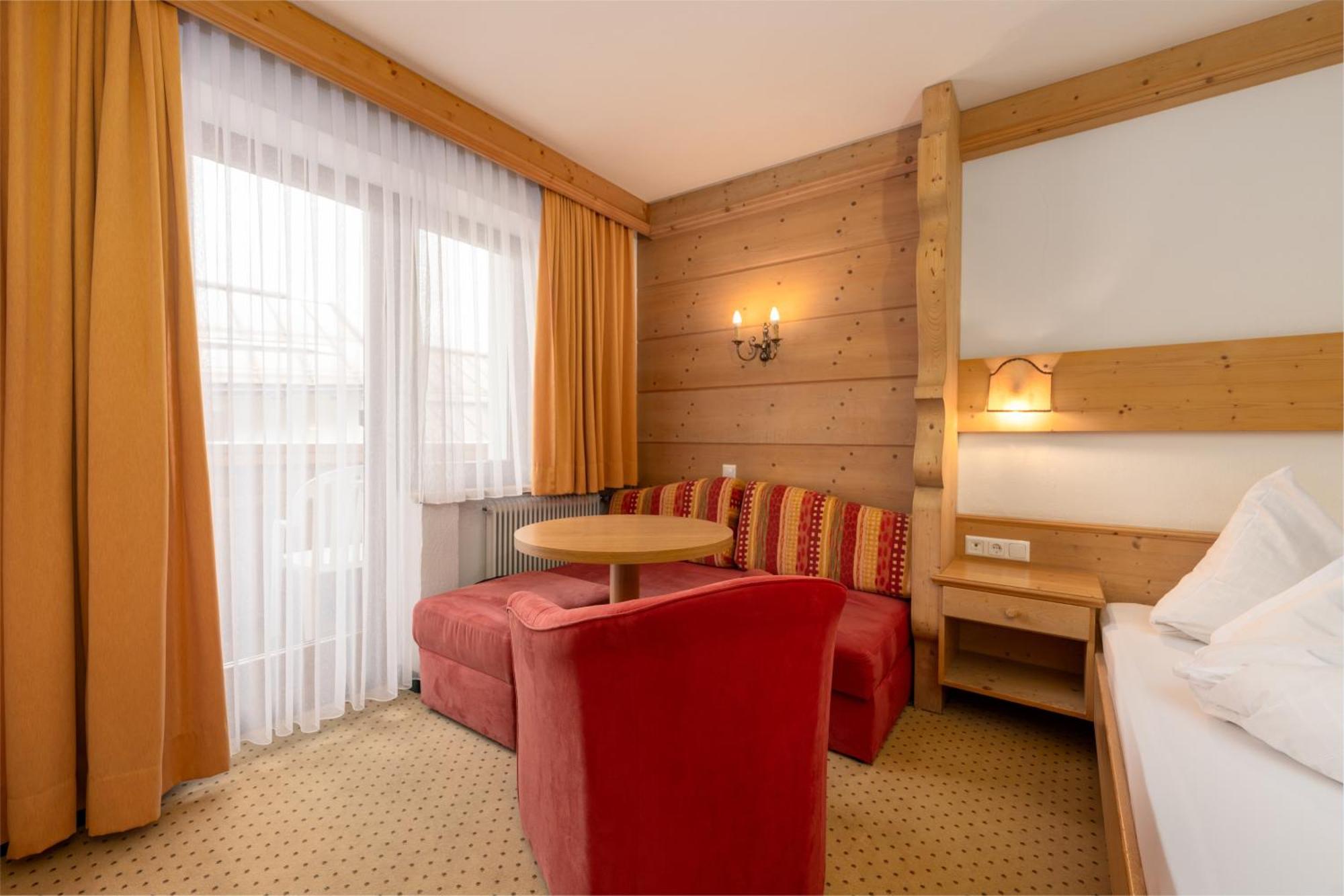 Hotel Schwarzer Adler Nauders Esterno foto